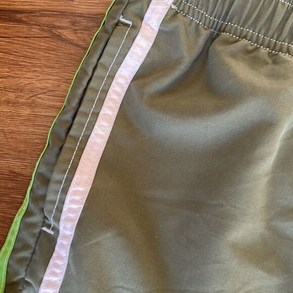 GREAT OUTDOORS BY MERRILL AND FORBES WOMEN SHORTS - Picture 2 of 8